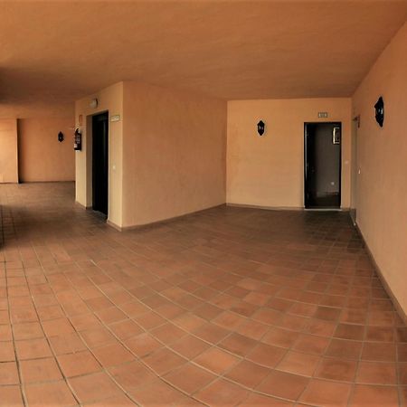 Apartment With 2 Bedrooms In Fuengirola, With Pool Access And Furnishe Extérieur photo