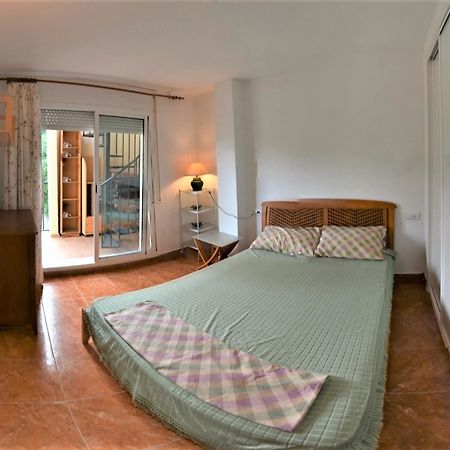Apartment With 2 Bedrooms In Fuengirola, With Pool Access And Furnishe Extérieur photo
